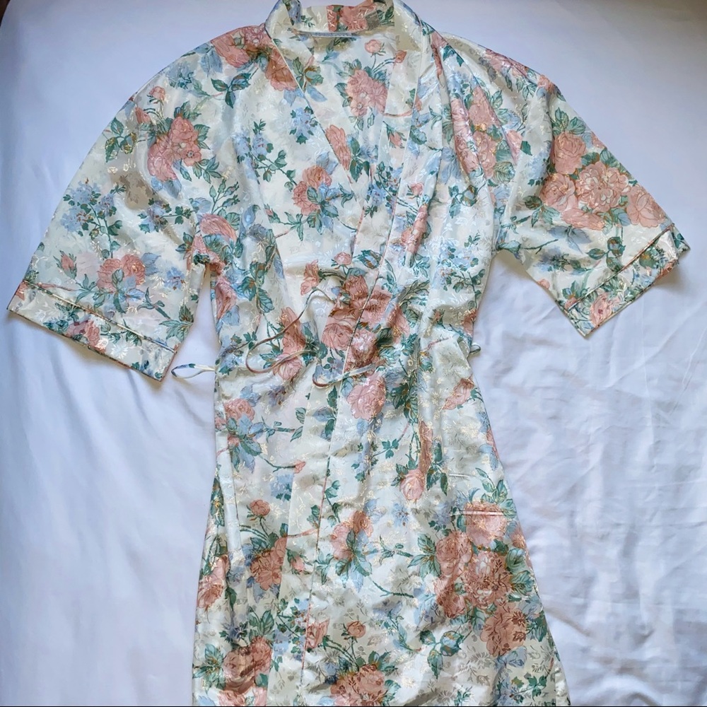 Erika Taylor Intimates robe